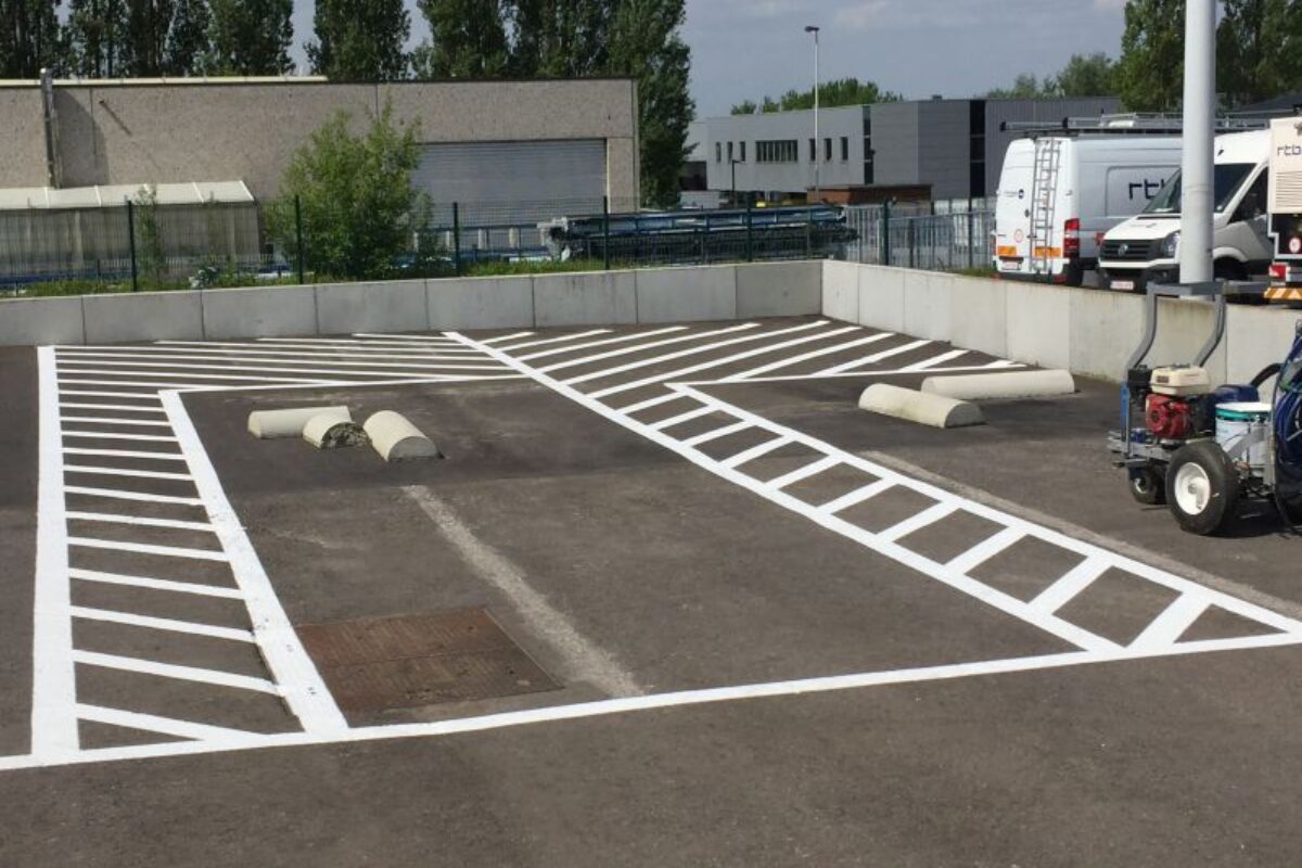 Peinture routière